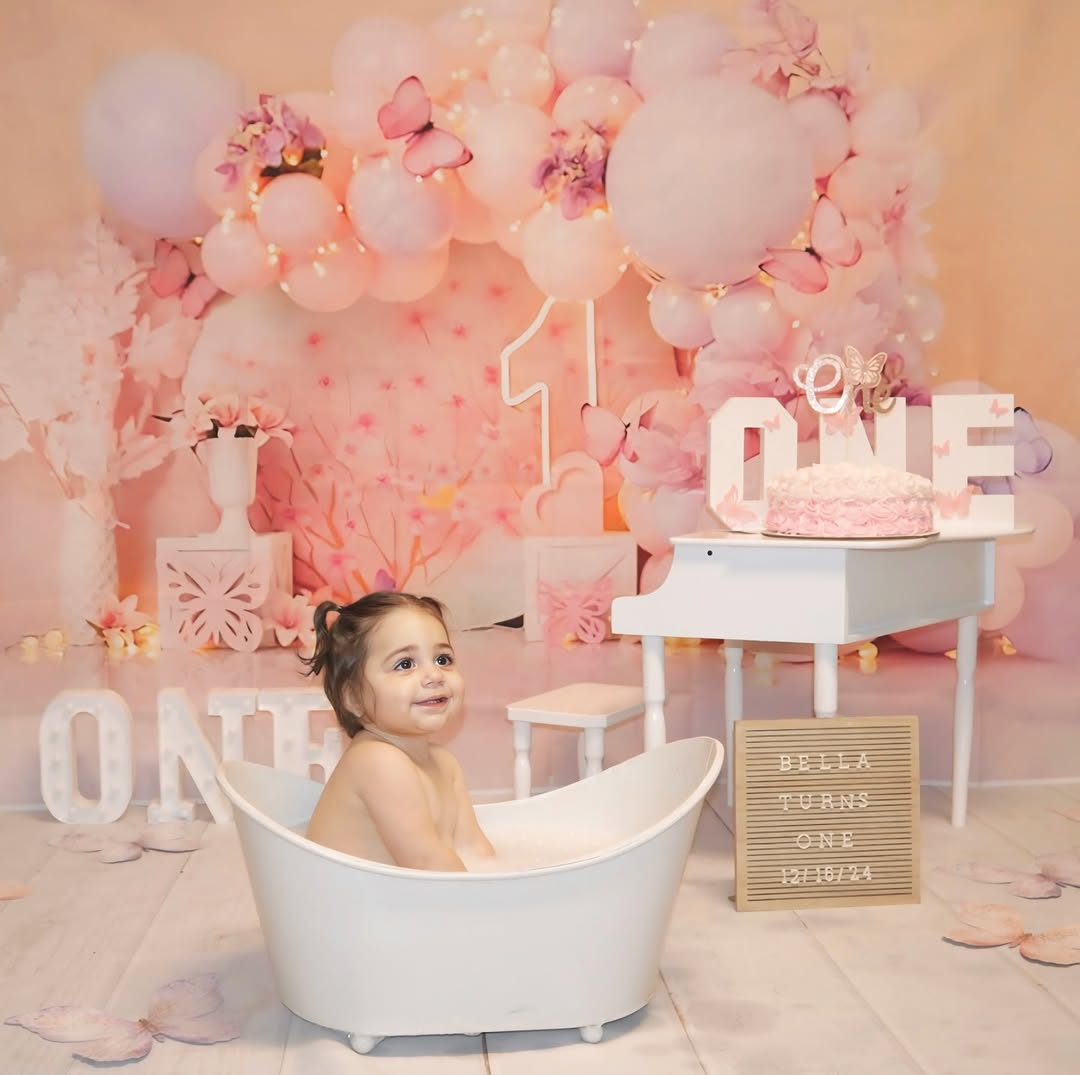 Bella Turns ONE! 👐🏻