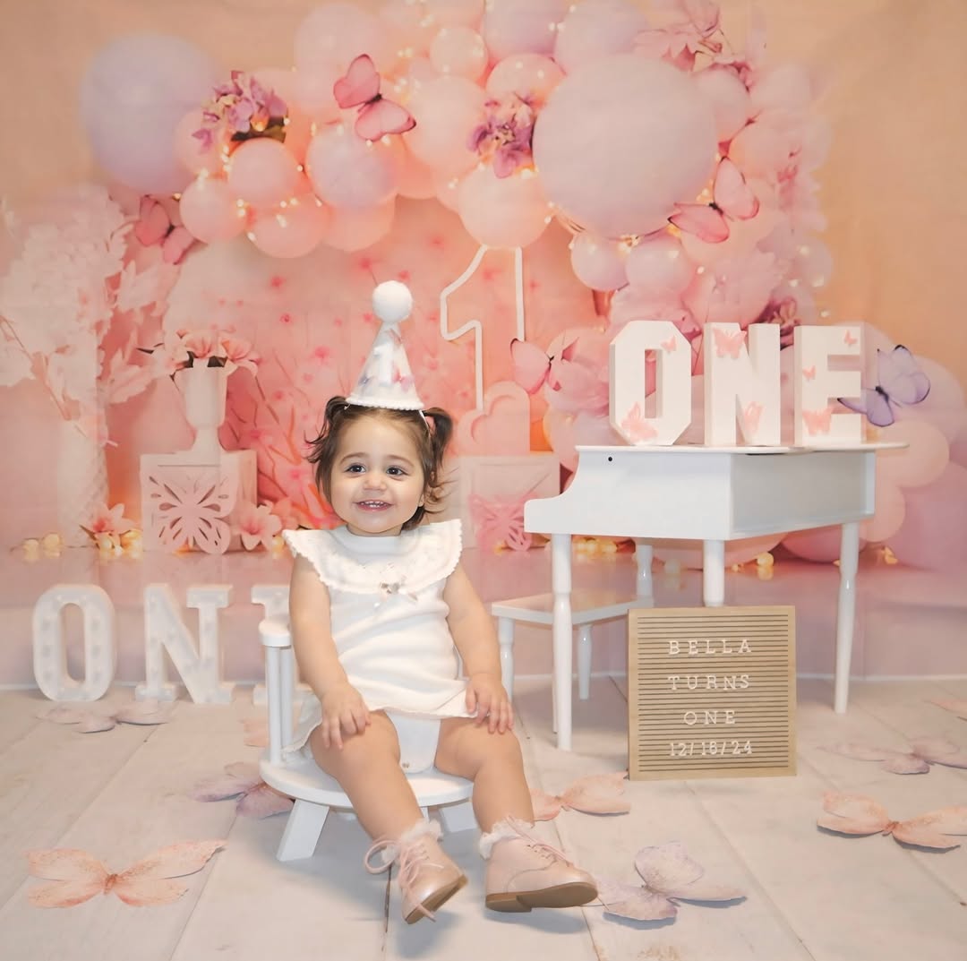 Bella Turns ONE! 👐🏻