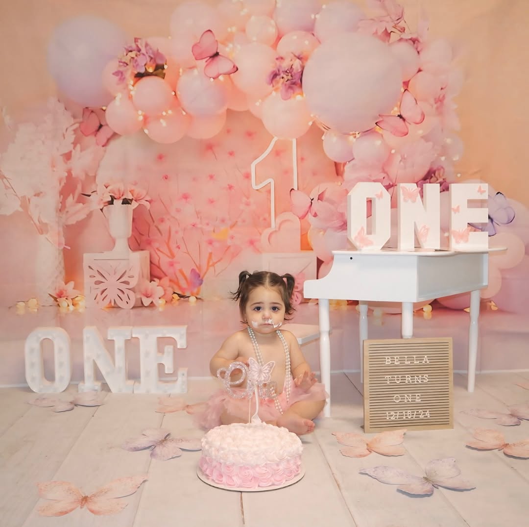 Bella Turns ONE! 👐🏻