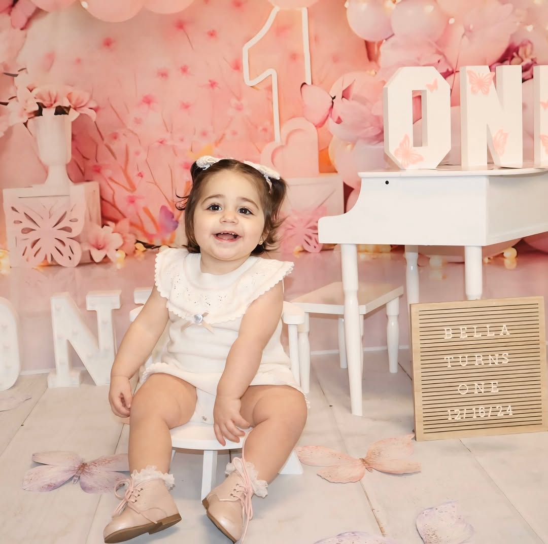 Bella Turns ONE! 👐🏻