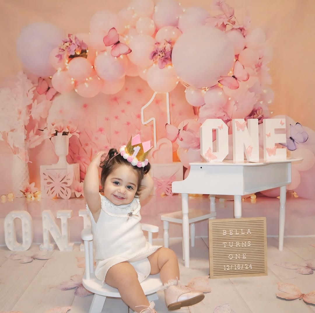 Bella Turns ONE! 👐🏻